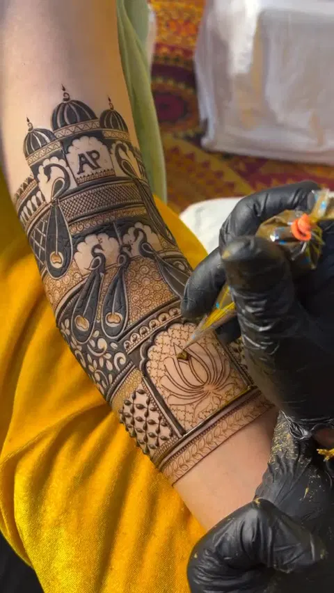 full hand mehndi design