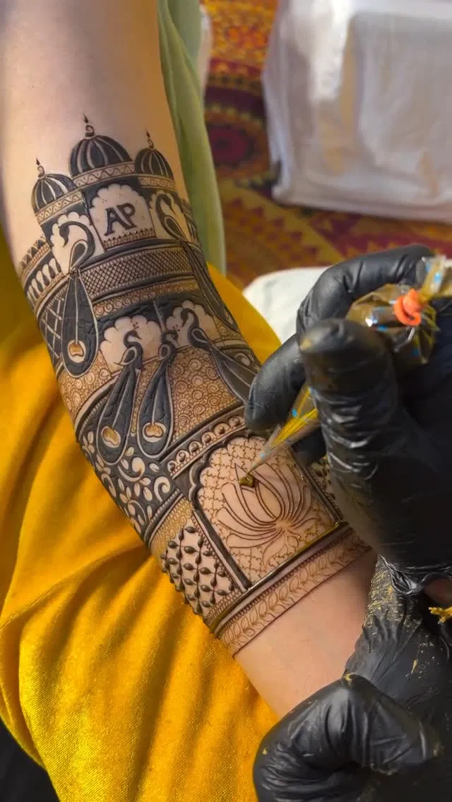 Full Hand Mehndi Design
