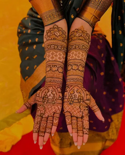 bridal figure front hand mehndi design