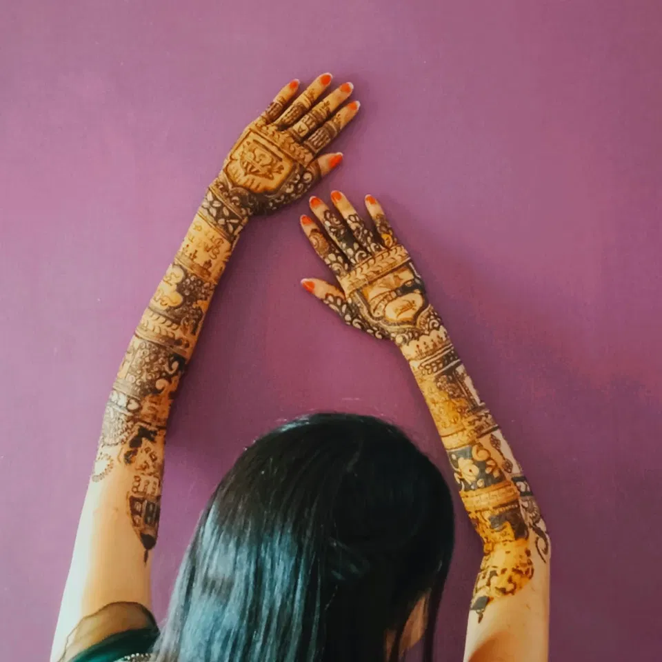 Full Hand Mehndi Design (2)