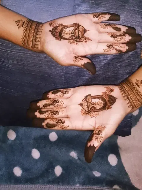 figure mehndi design