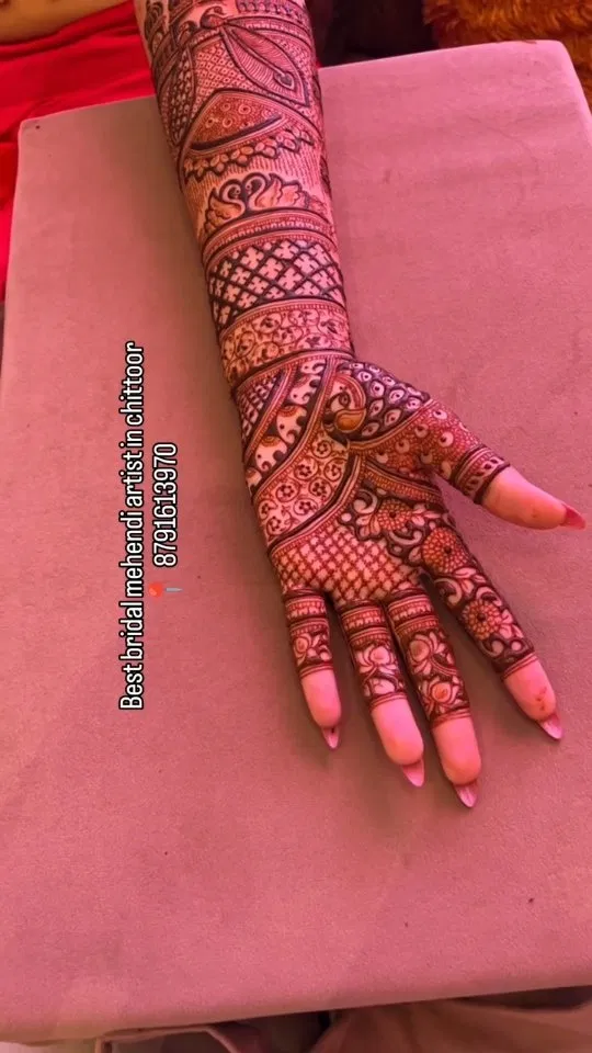 Mehndi Design with Hearts