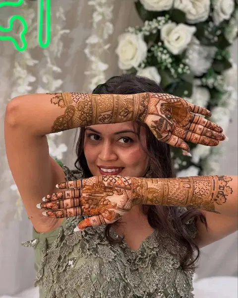 bridal stylish jaal full hand mehndi design