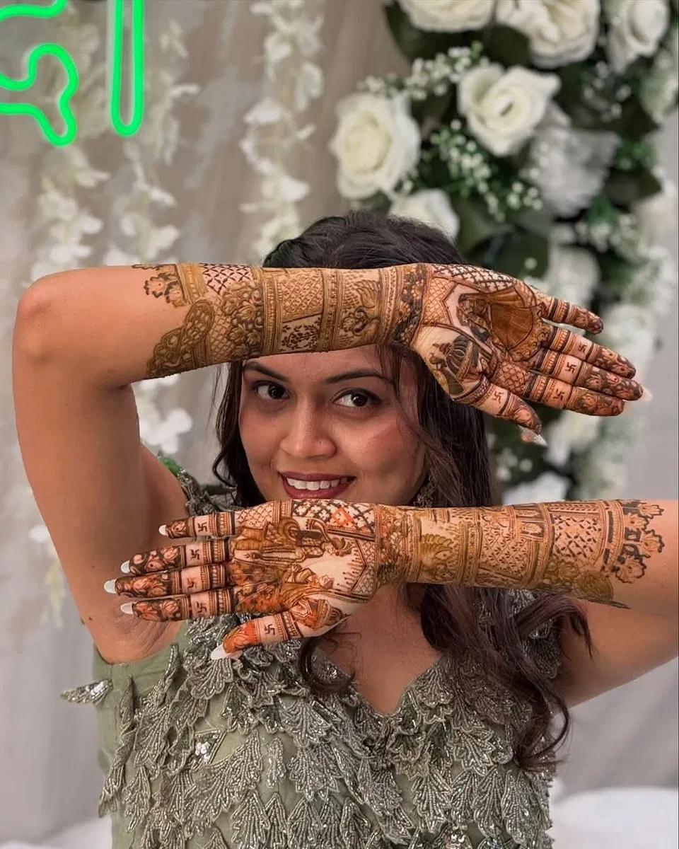 Bridal Stylish Full Hand Mehndi Design with Jaal