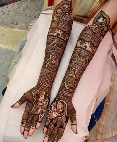 bridal stylish figure front hand mehndi design