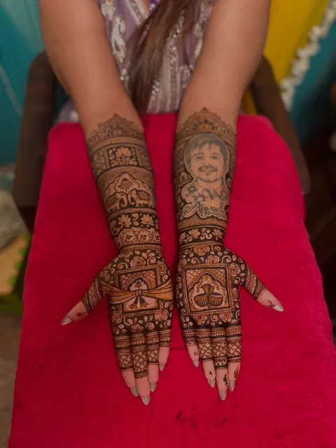 bridal figure full hand mehndi design