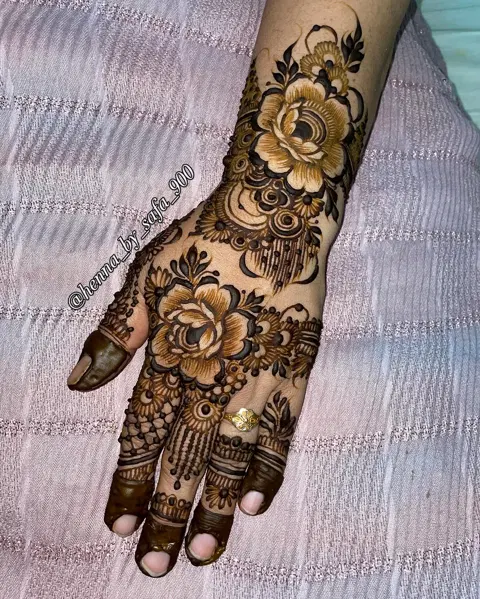 aesthetic bridal full hand mehndi design