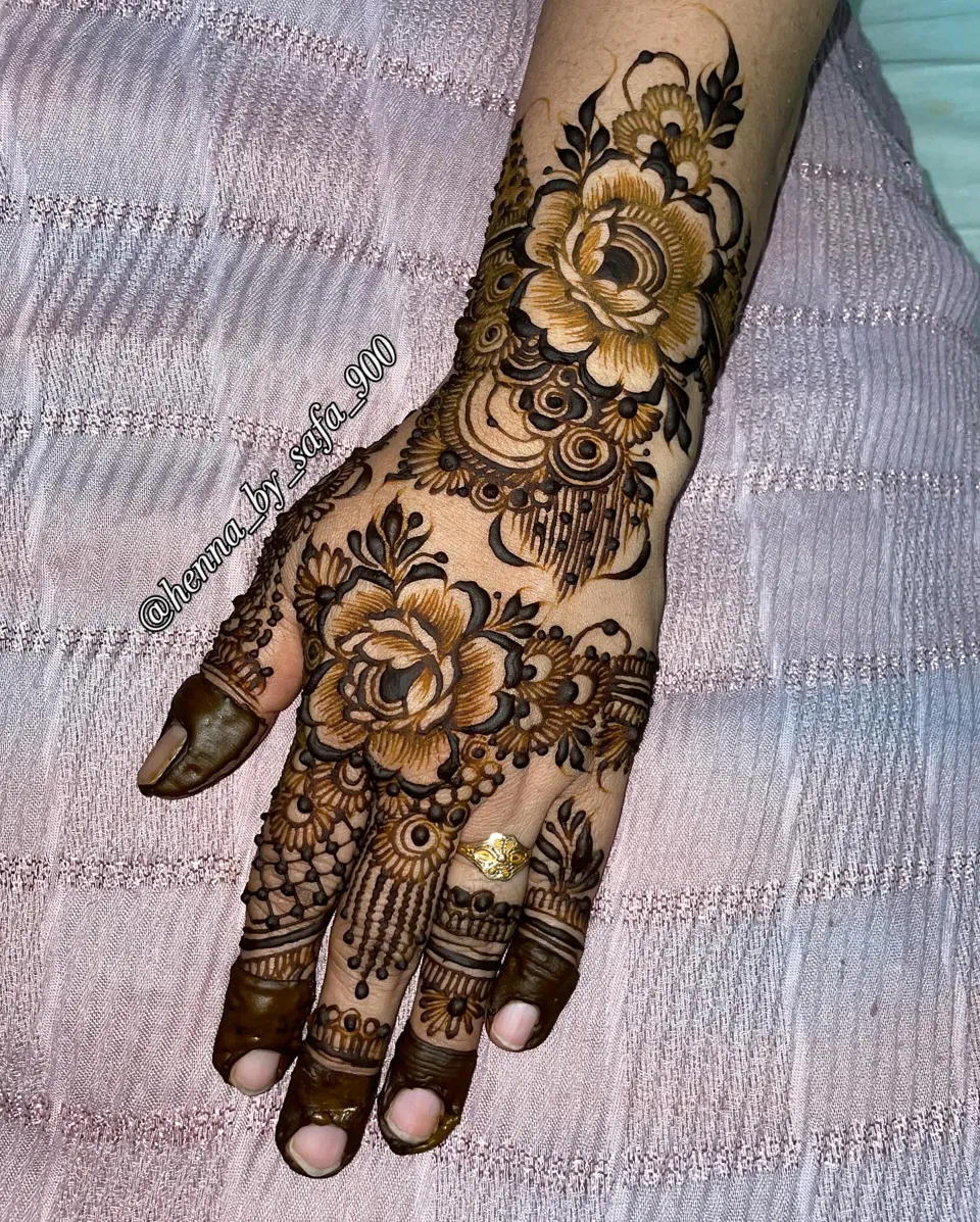 Aesthetic Bridal Full Hand Mehndi Design