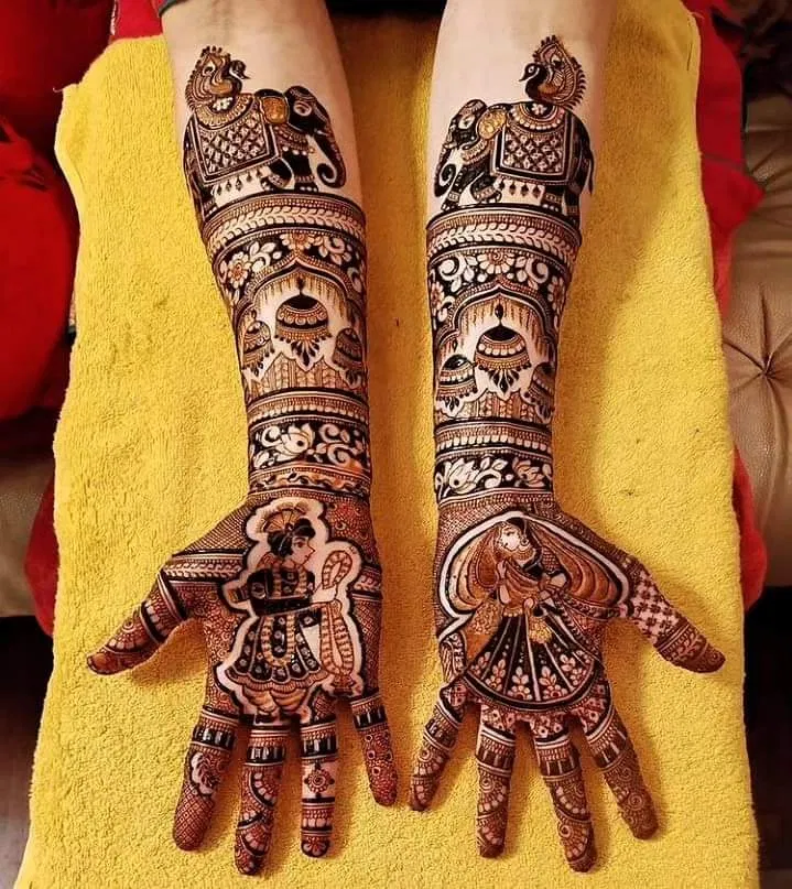 Bridal Stylish Front Hand Mehndi Design with Figures (11)