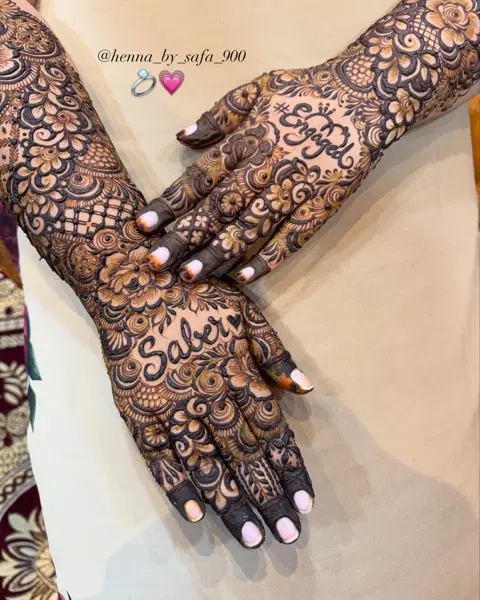 aesthetic bridal heart full hand mehndi design
