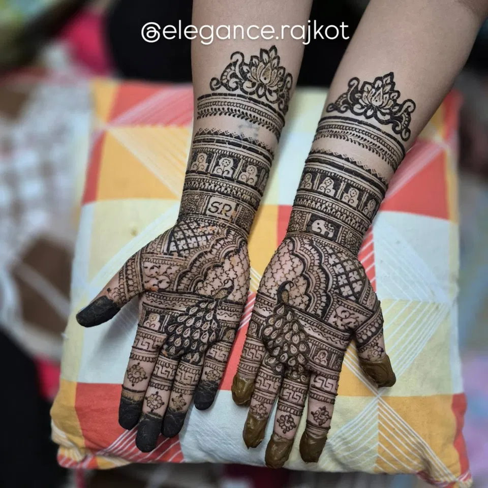 Bridal Full Hand Mehndi Design with Figures and Lotus (4)