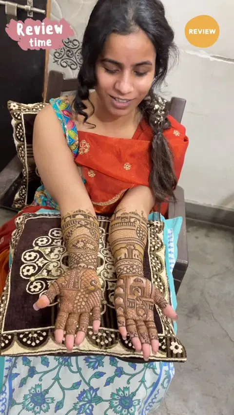 figure full hand mehndi design