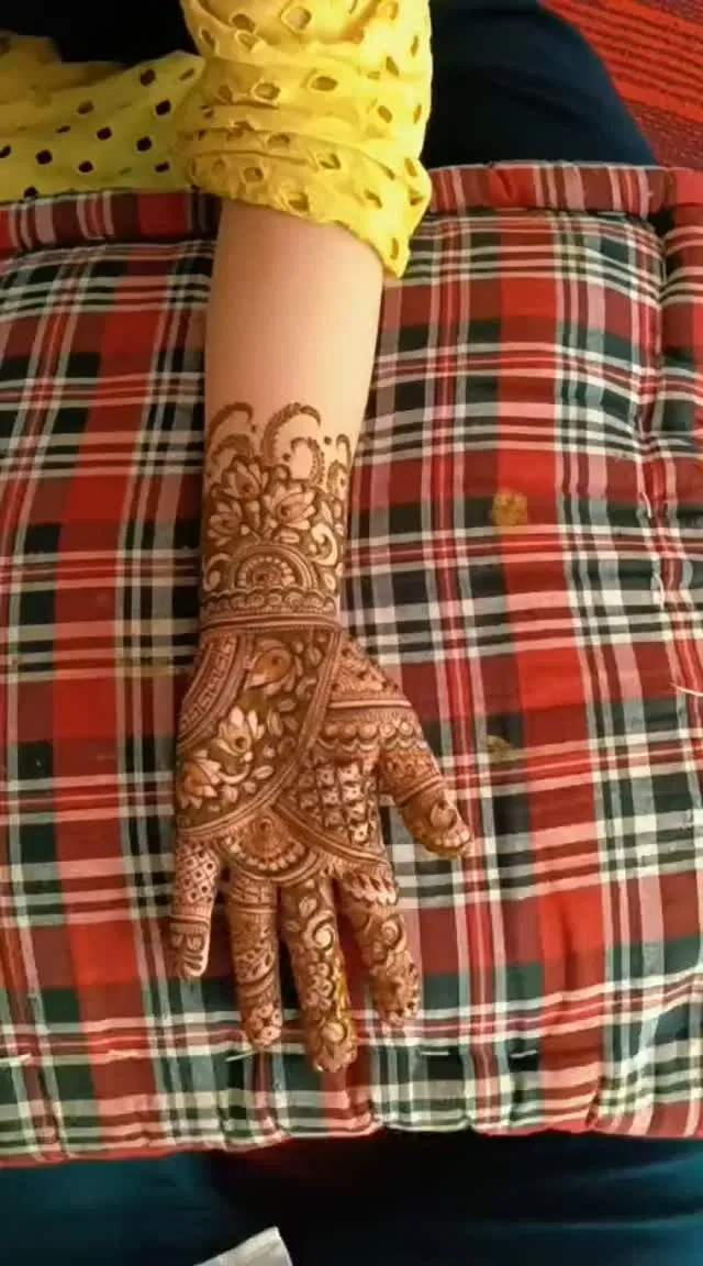 Mehndi Design (2)