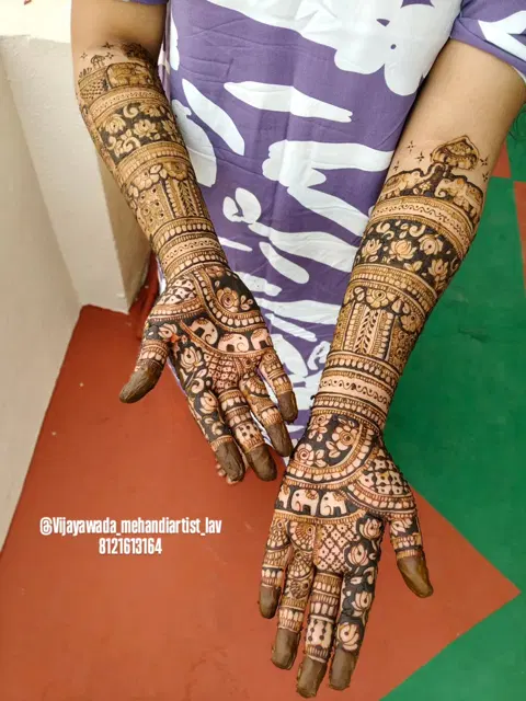aesthetic bridal figure full hand mehndi design