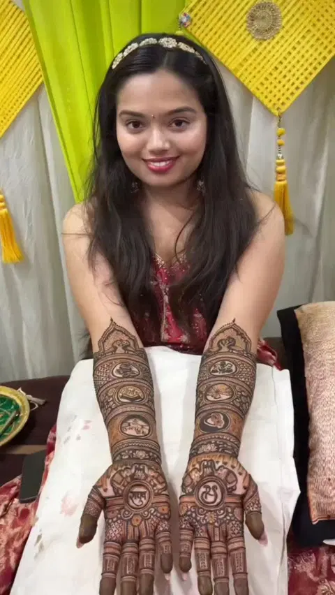 full hand mehndi design