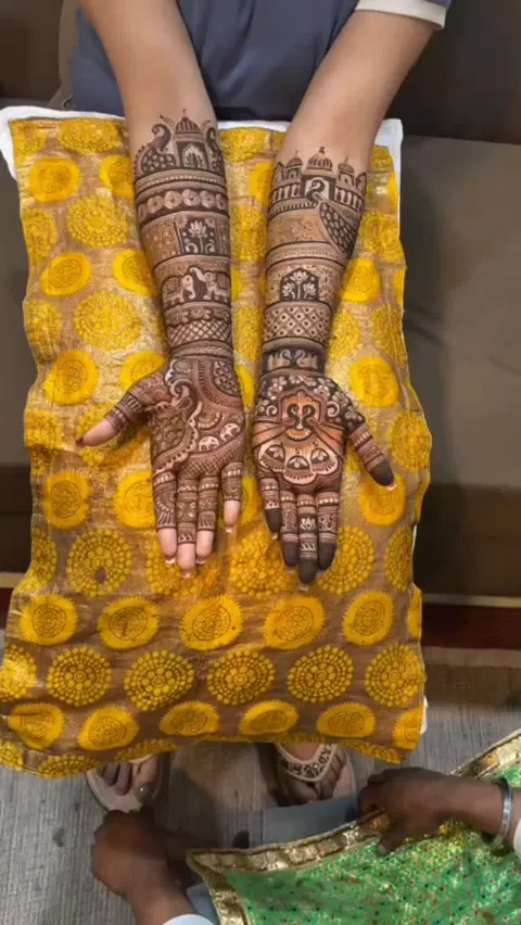 figure full hand mehndi design