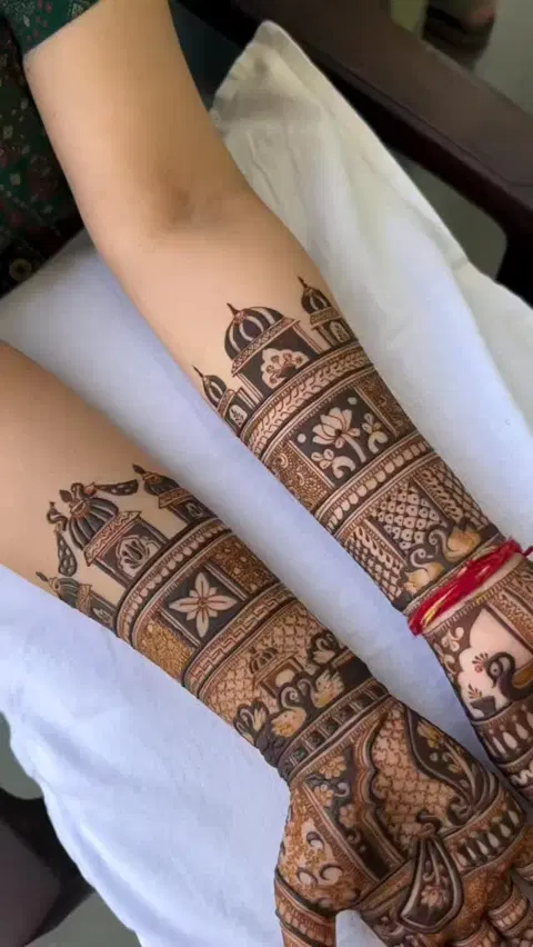figure full hand mehndi design