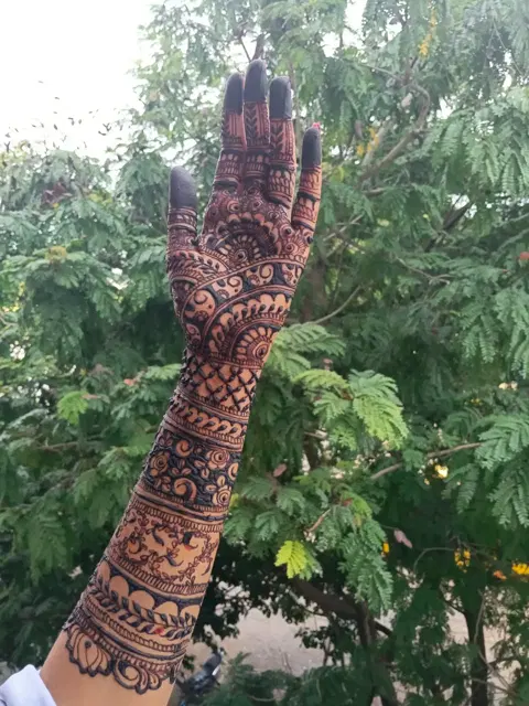 indian full hand mehndi design