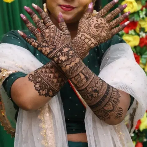 figure full hand mehndi design
