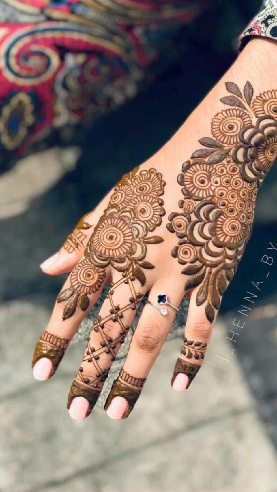 Bridal Dubai Back Hand Mehndi Design