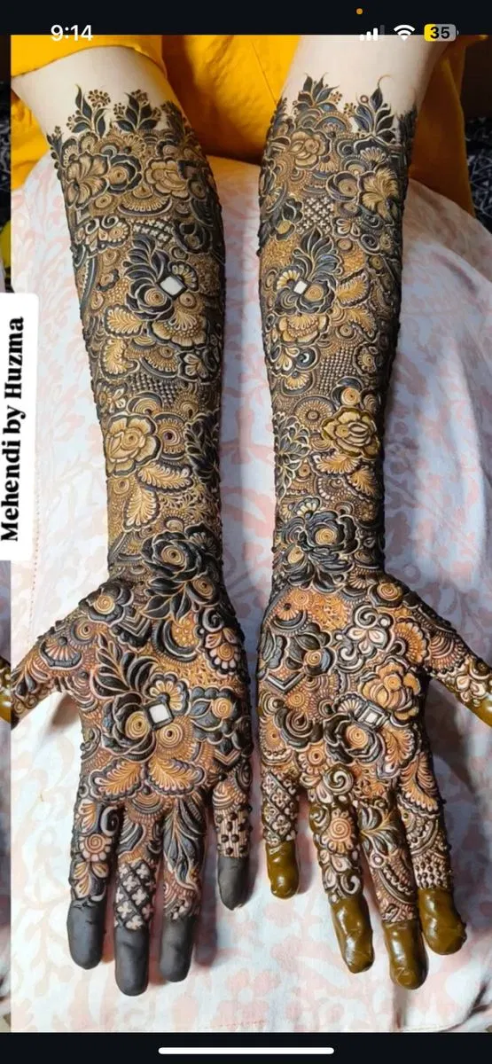 Arabic Bridal Front Hand Mehndi Design with Figures and Jaal (2)