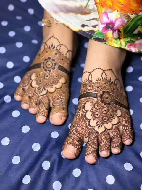 foot mehndi design