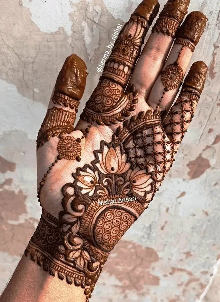 Aesthetic Arabic Front Hand Mehndi Design with Bel, Gol Tikki and Deity for Diwali (5)