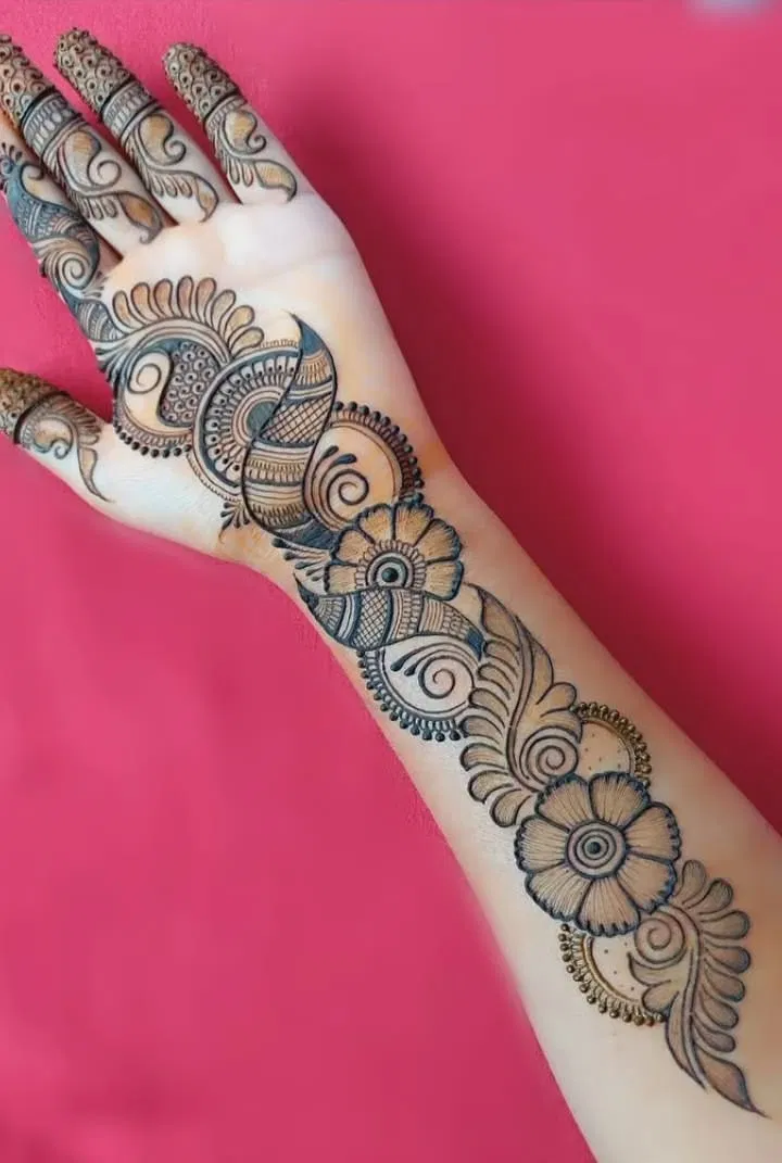 Arabic Stylish Full Hand Mehndi Design with Gol Tikki
