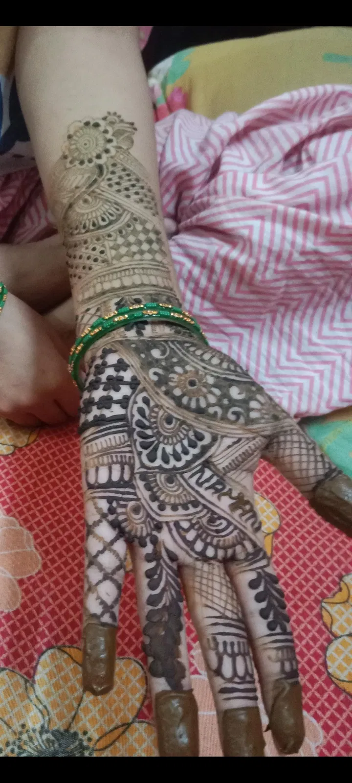 Front Hand Mehndi Design