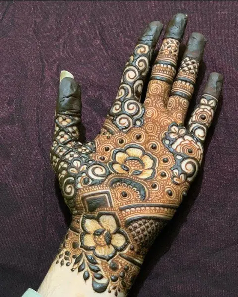 lotus mehndi design