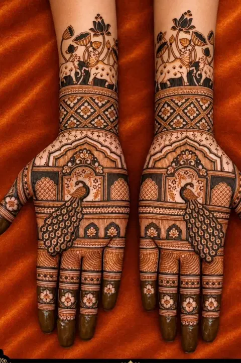 figure back hand mehndi design