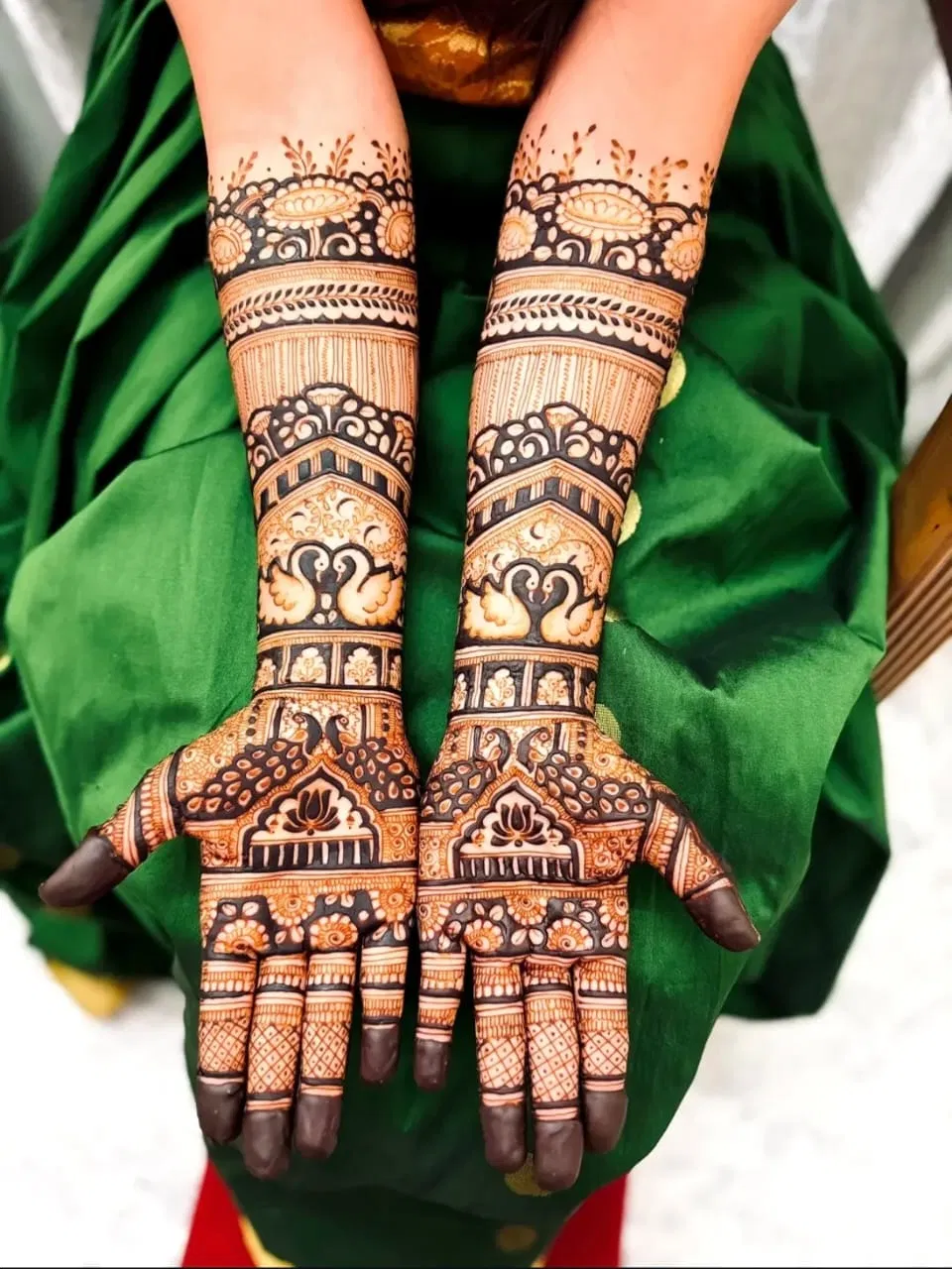 Bridal Back Hand Mehndi Design with Figures