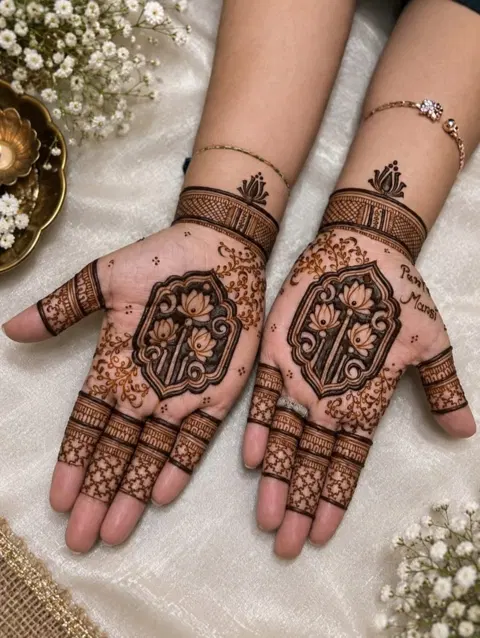 circle front hand mehndi design