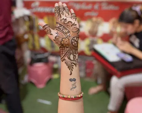 arabic simple mehndi design
