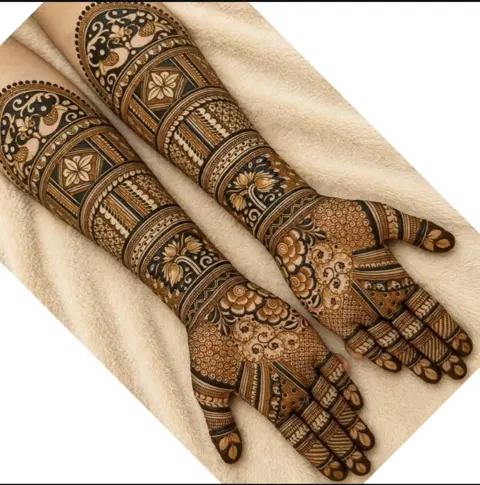 bridal figure full hand mehndi design