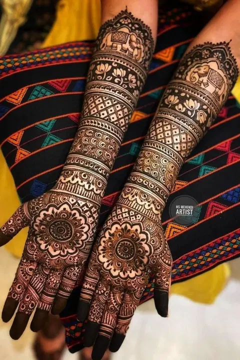 bridal indian circle finger mehndi design