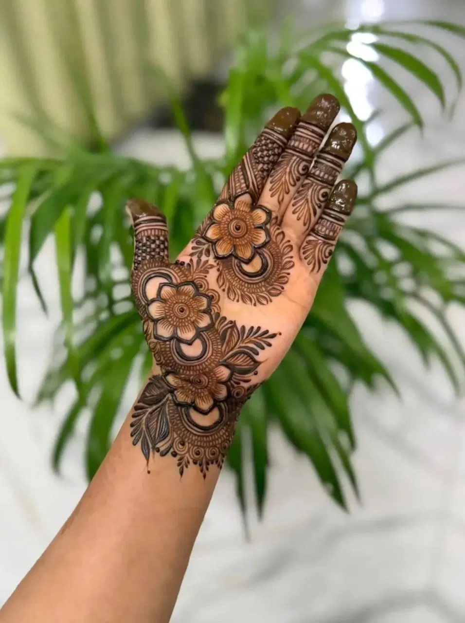 Arabic Mehndi Design