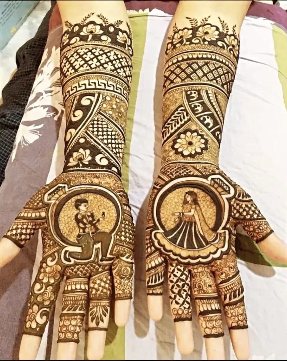 Simple Full Hand Mehndi Design with Figures and Jaal for Engagement
