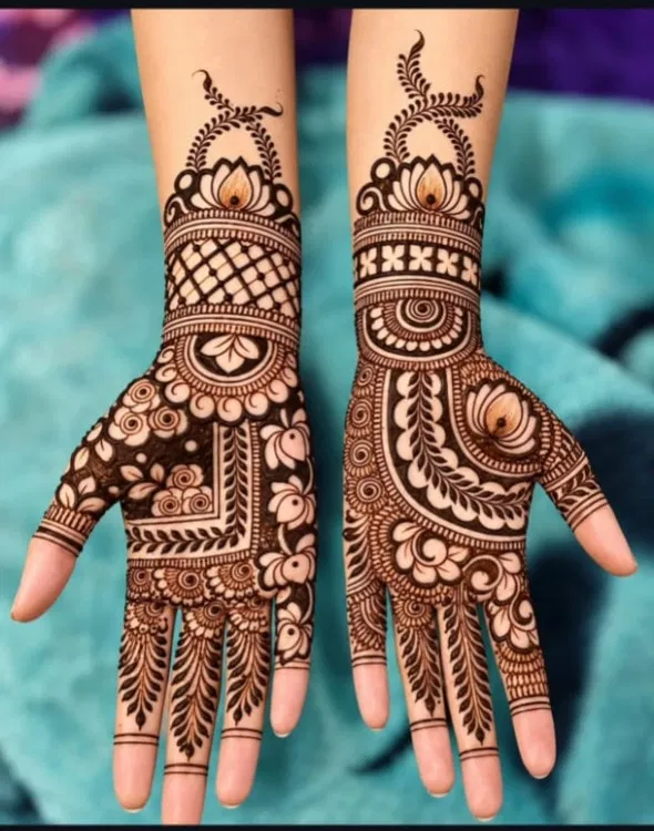 Indian Front Hand Mehndi Design (2)