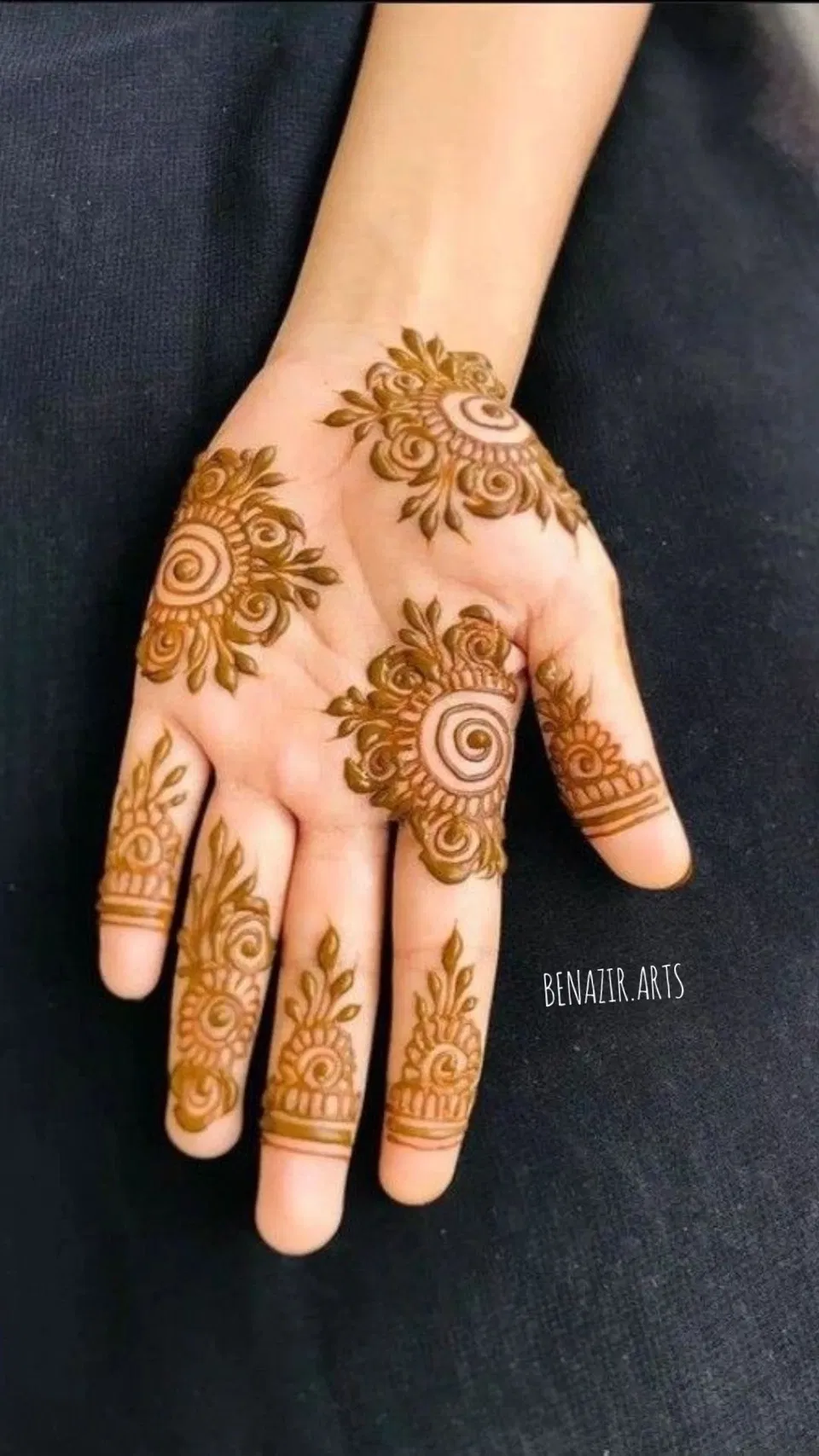 Arabic Simple Front Hand Mehndi Design with Bel, Flowers and Jaal