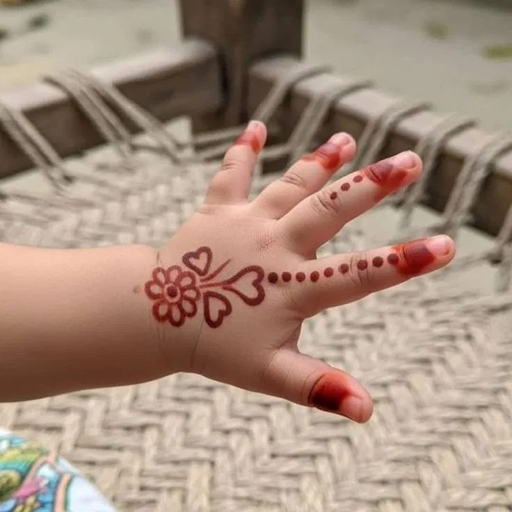 Arabic Simple Back Hand Mehndi Design with Flowers and Jaal (3)
