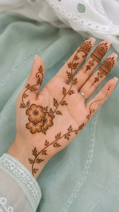 aesthetic bridal flower finger mehndi design