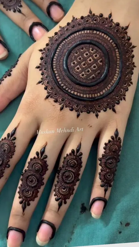 arabic bridal circle back hand mehndi design