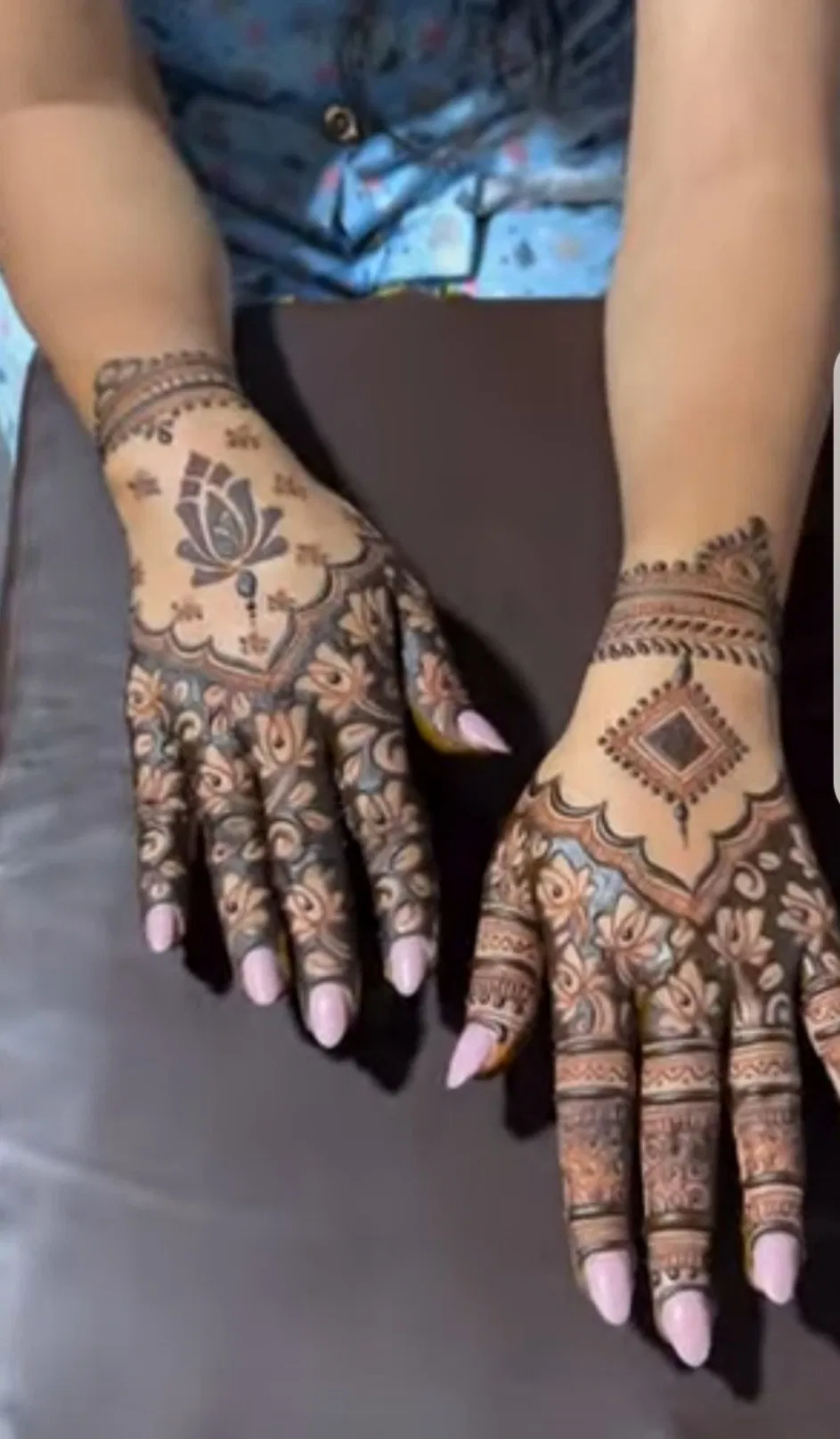 Simple Back Hand Mehndi Design with Lotus