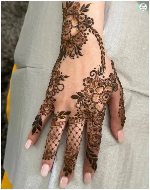 arabic simple flower back hand mehndi design
