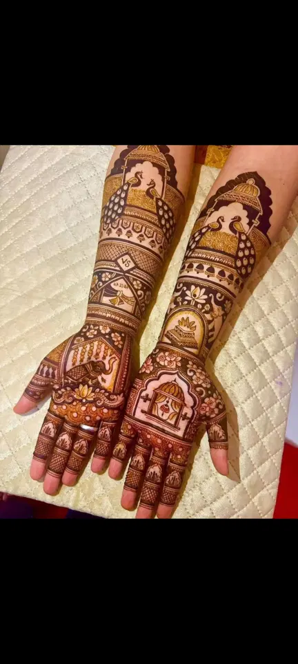 bridal figure front hand mehndi design