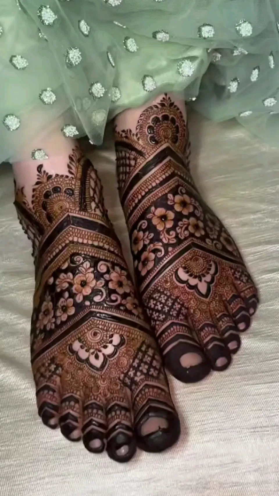 Bridal Foot Mehndi Design with Hearts