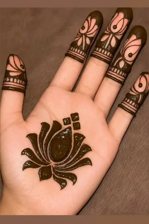 aesthetic simple flower finger mehndi design