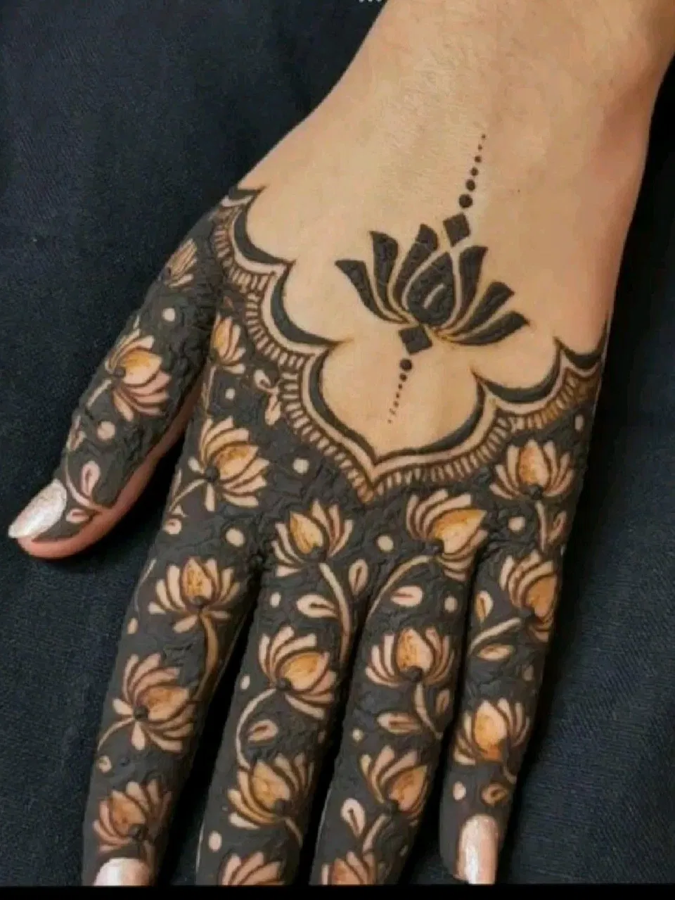 Aesthetic Royal Back Hand Mehndi Design with Flowers and Lotus (3)
