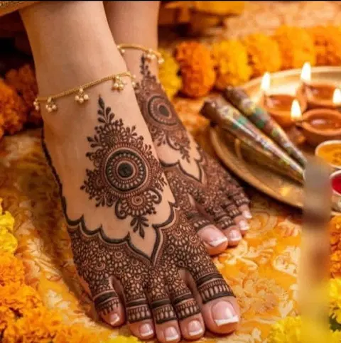 bridal pakistani flower back hand mehndi design